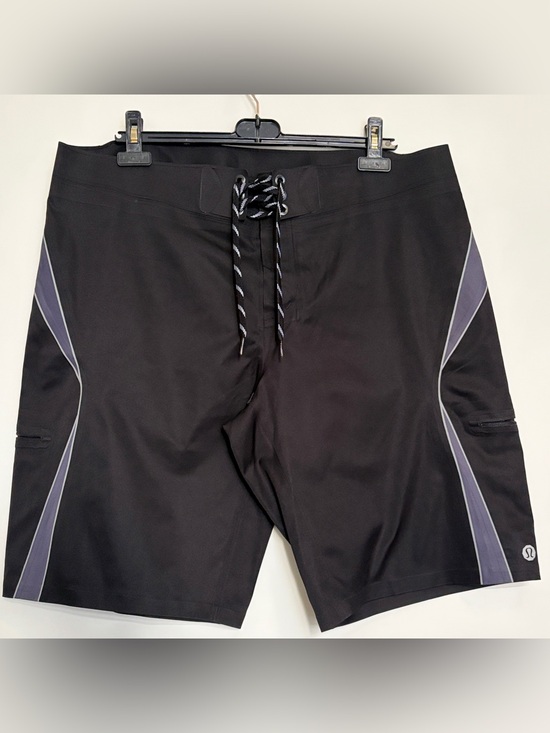 lululemon athletica Other - Lululemon NWOT Men’s Wave Board Shorts Swim Trunks Black Grey Size 40